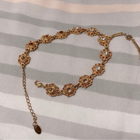 Bracelet with adjustable ring attached - Picture 2 of 3